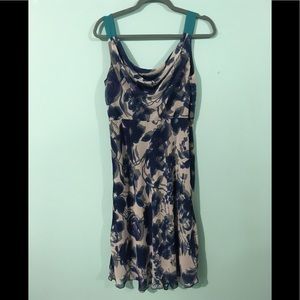 Sleeveless floral dress